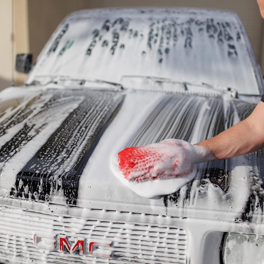 Car Detailing Kit with Bucket – Essential Car Cleaning Kit, Sprays, Liquids, Microfiber Towels, Applicators and Wash Mitt, All-In-One Car Detailing Kits for Interior & Exterior Care